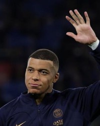 西媒：姆巴佩向皇马确认，自己只愿加盟皇马