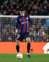 开云体育下载网址-克里斯滕森自信能锁定巴萨主力中卫位置，与库巴西组成搭档