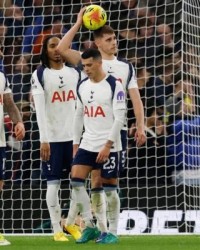 开云注册入口-连续2年陷入保级大战，热刺的“豪门”地位受到动摇？