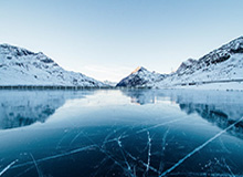 开云电脑版-够嗨！美媒晒出詹姆斯与说唱歌手E-40即兴说唱互动的视频